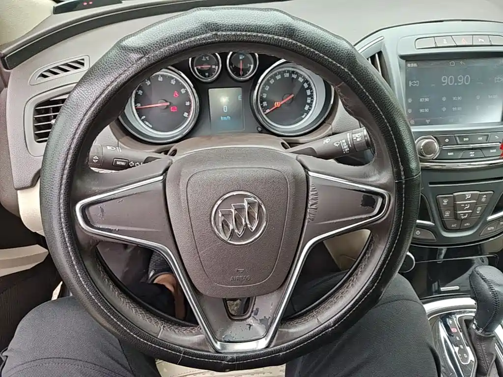 Buick Regal — миниатюра 11