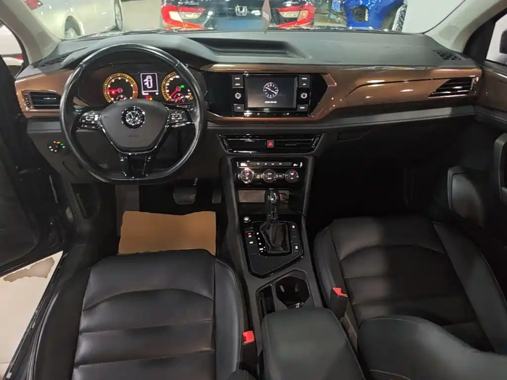 Volkswagen Tharu — миниатюра 10