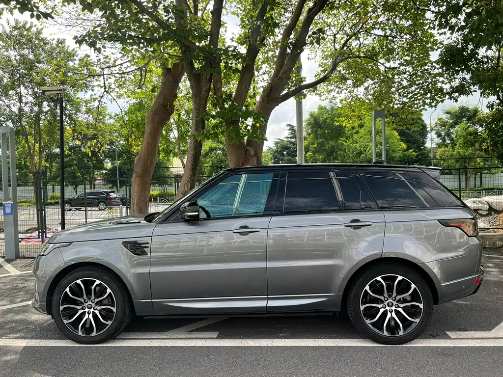 Land Rover Sport — миниатюра 7
