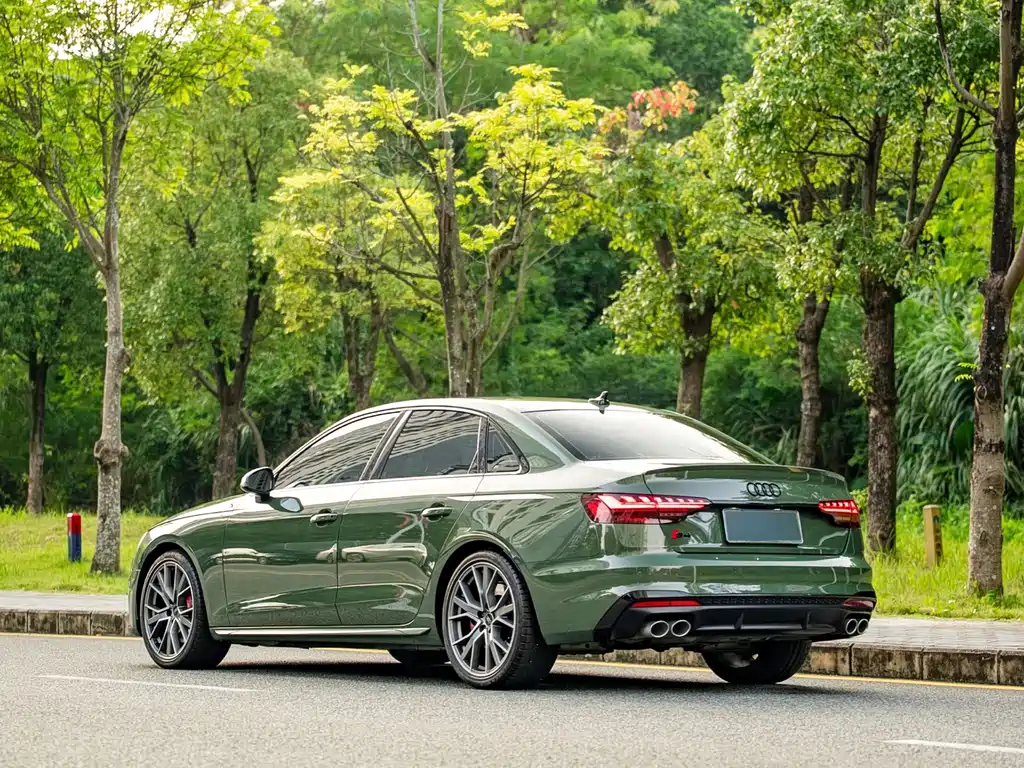 Audi S4 — миниатюра 5