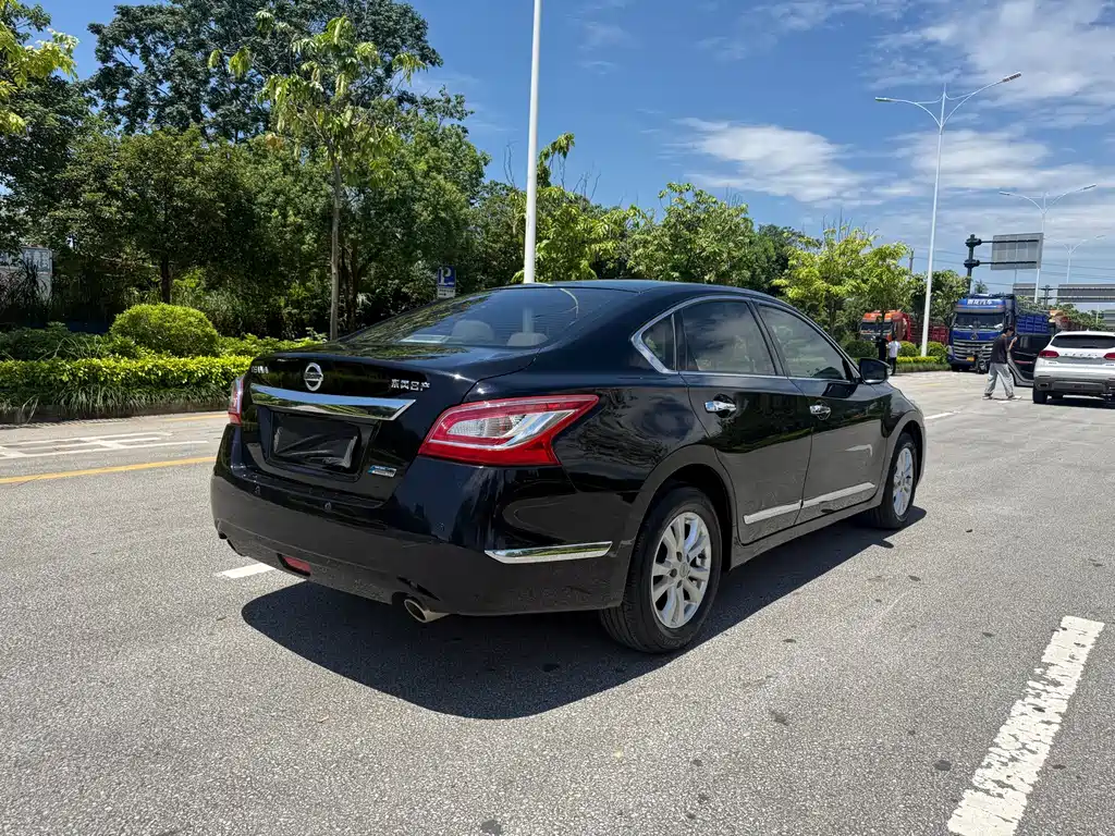 Nissan Teana — миниатюра 4