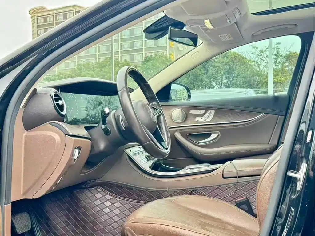 Mercedes-Benz E-Class E 2023 E 300 L Luxury