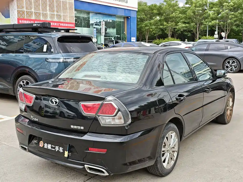 Soueast V3 2014 1.5L MT