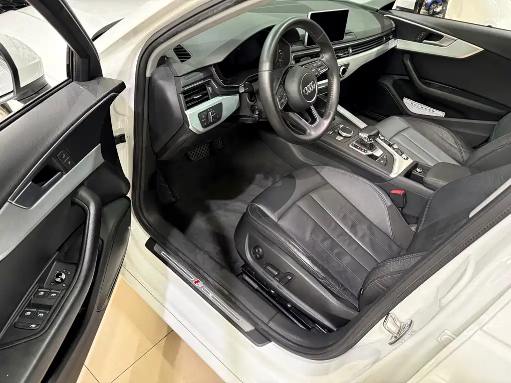 Audi A4L 2018 30 40 TFSI Fashion