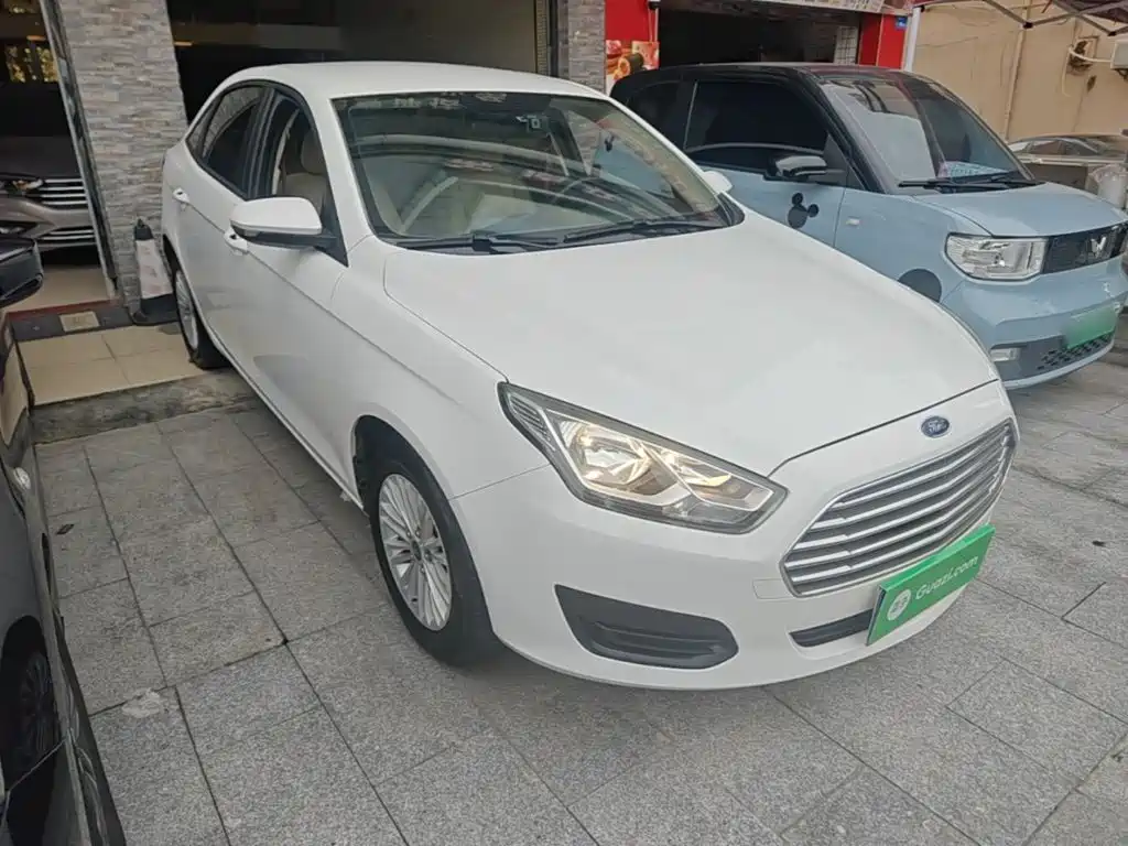 Ford Escort — миниатюра 4