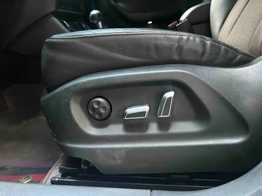 Audi Q3 — миниатюра 10