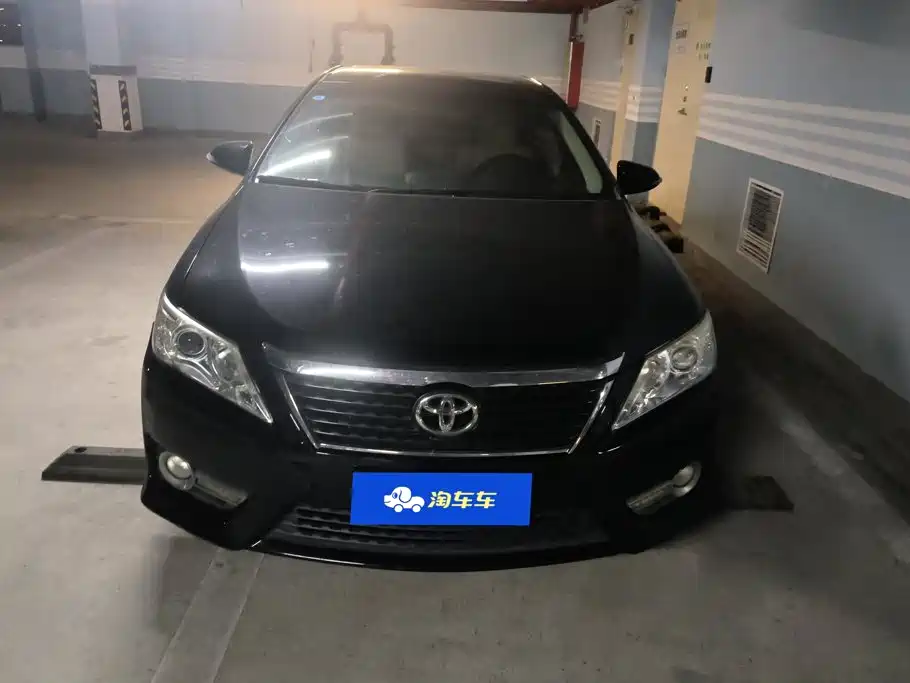 Toyota Camry — миниатюра 2