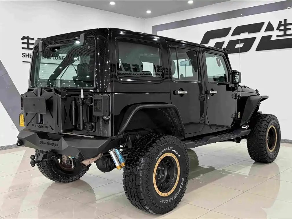 Jeep Wrangler — миниатюра 4