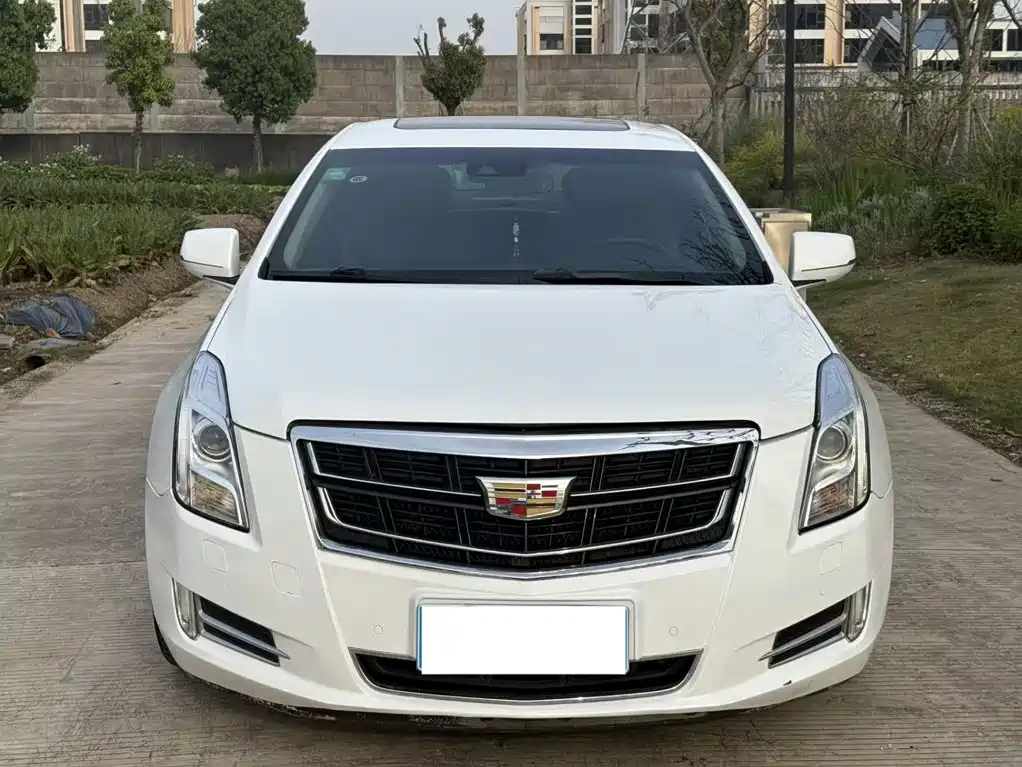 Cadillac XTS — миниатюра 2