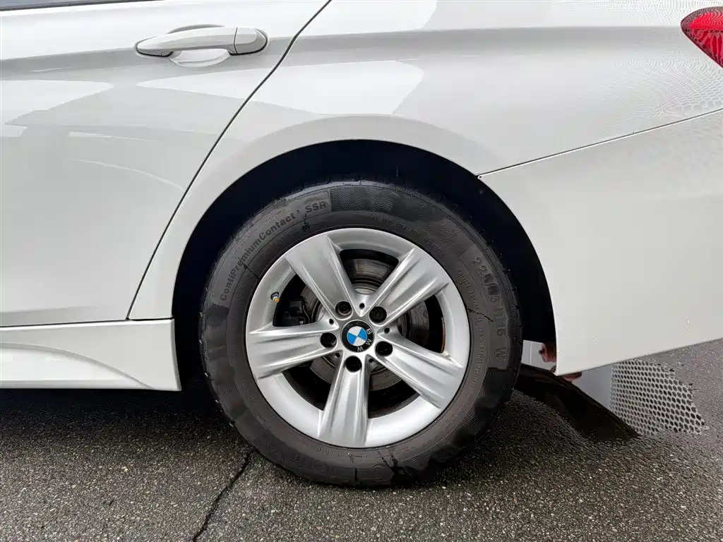 BMW 3 Series — миниатюра 13