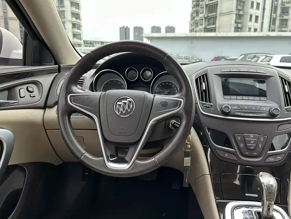 Buick Regal — миниатюра 13