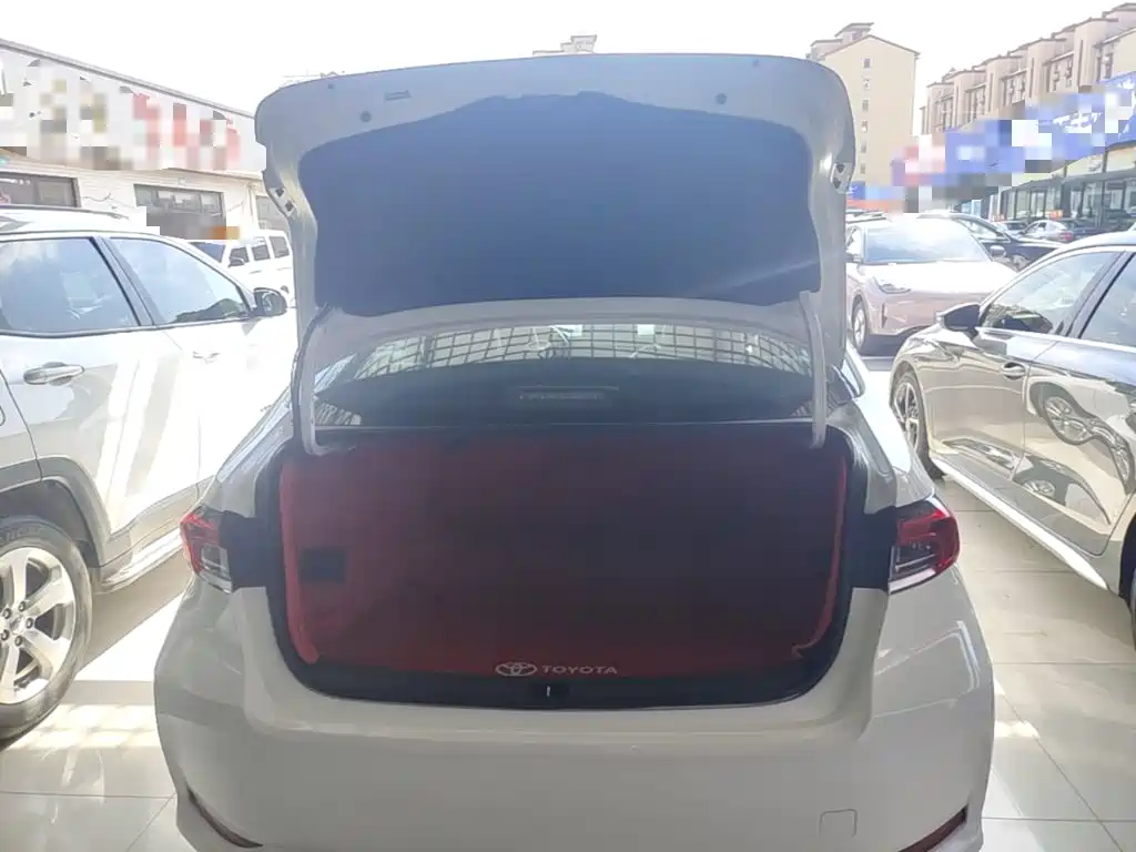 Toyota Corolla — миниатюра 19