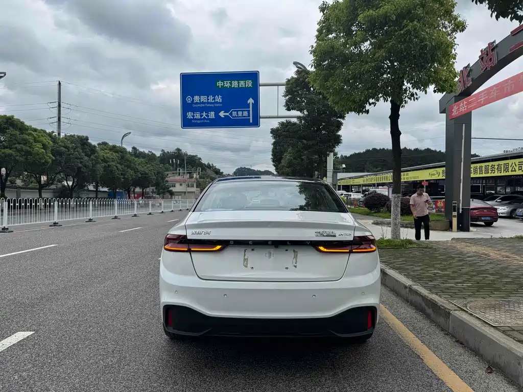 Geely A 2021 Pro Premium 600KM A600
