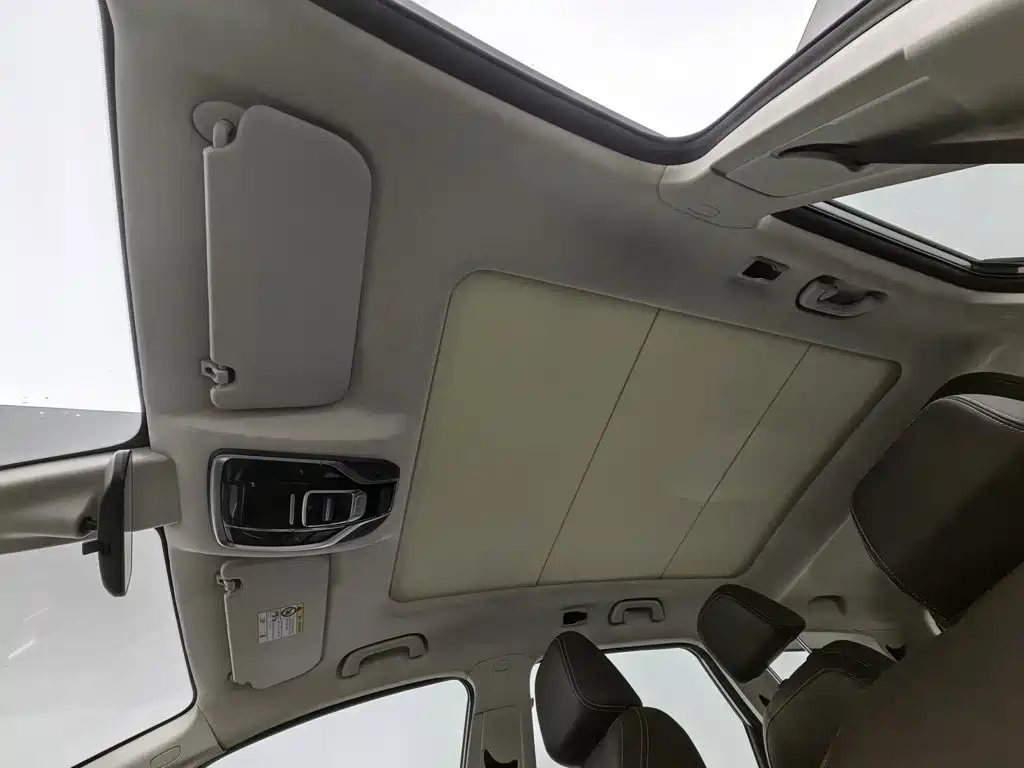 Geely Jia Ji — миниатюра 14