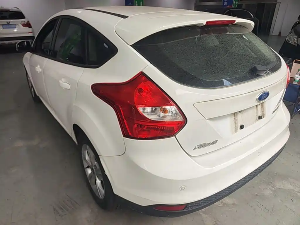 Ford Focus — миниатюра 5