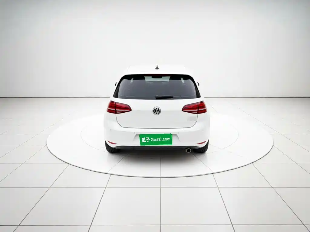 Volkswagen Golf GTI — миниатюра 3