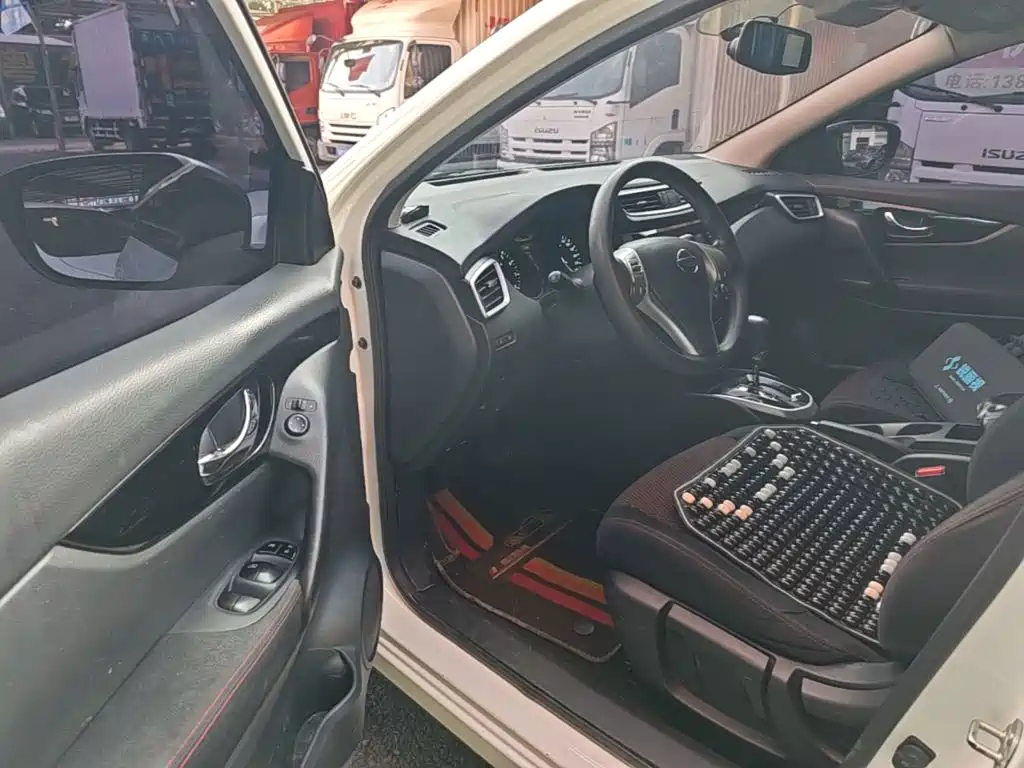 Nissan Qashqai — миниатюра 16