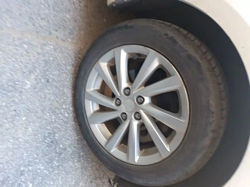 Buick Verano — миниатюра 8