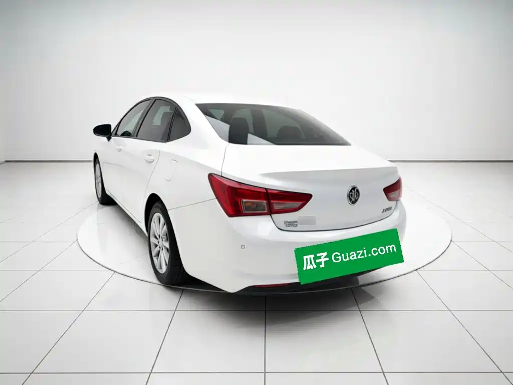 Buick Verano — миниатюра 4
