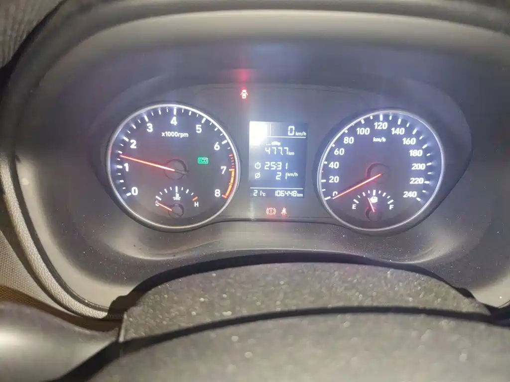 Hyundai Elantra — миниатюра 7