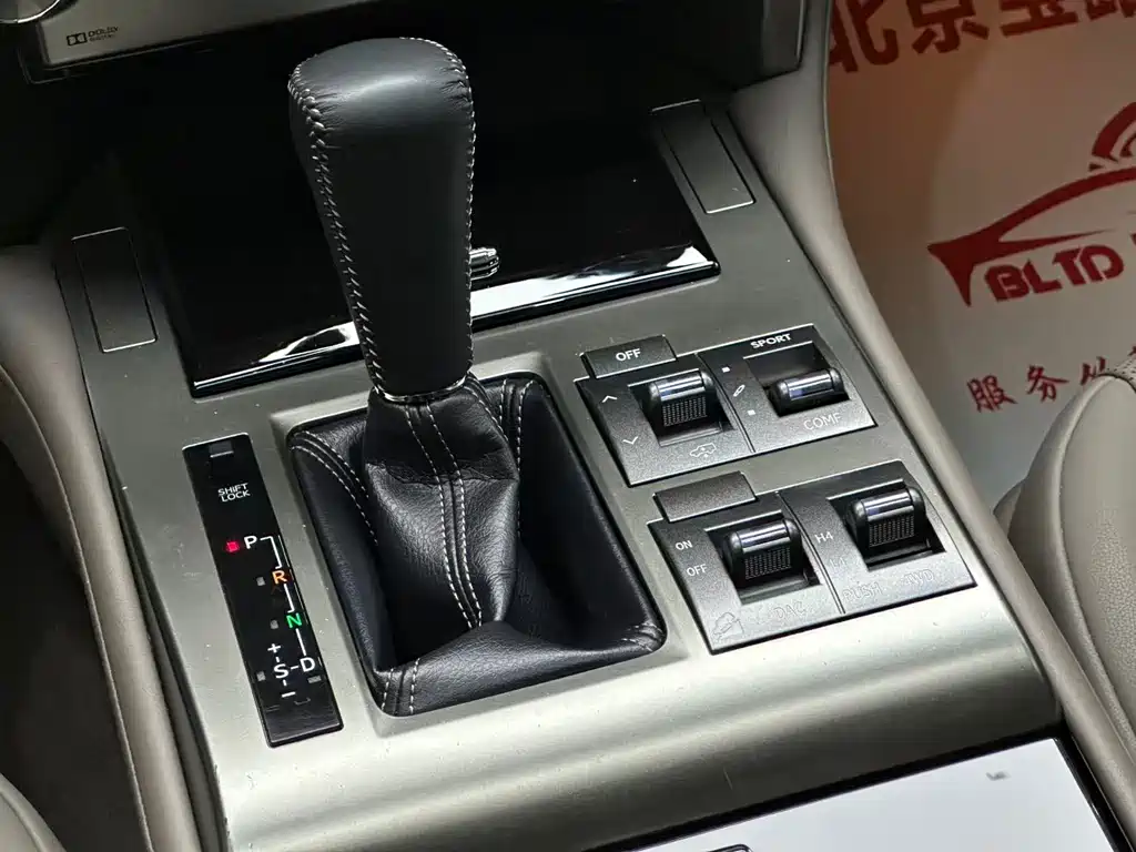Lexus GX — миниатюра 13