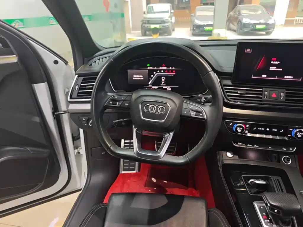 Audi Q5L — миниатюра 11
