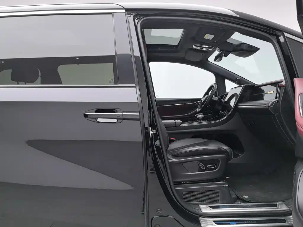 GAC Motor Trumpchi M8 — миниатюра 23