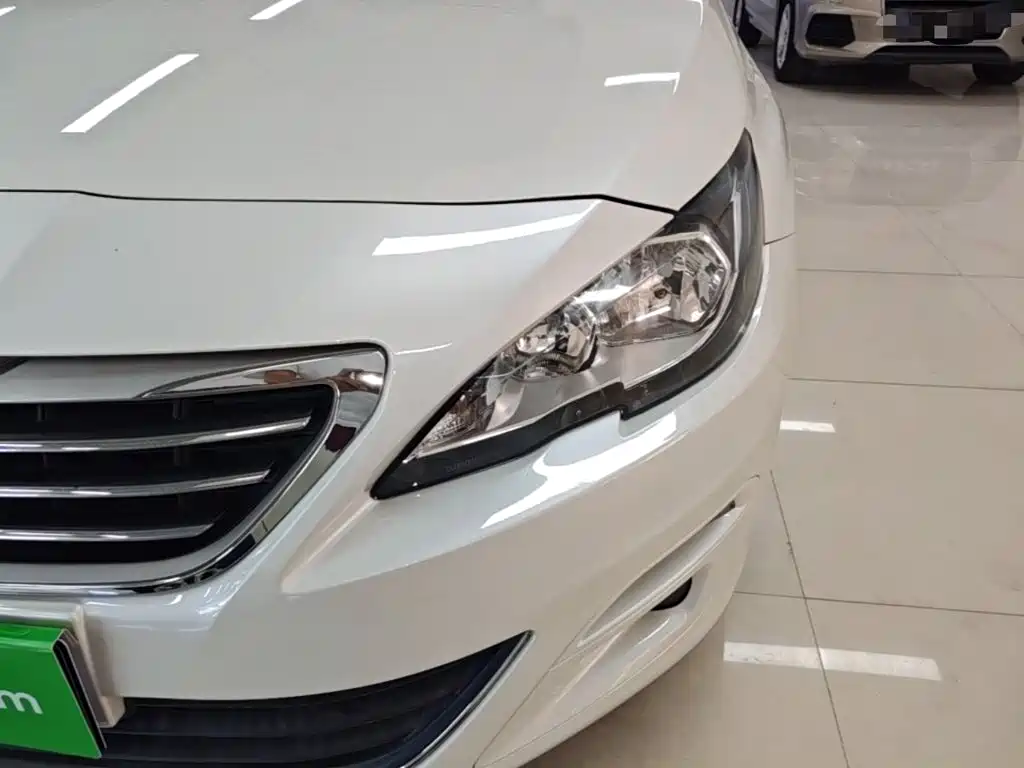Peugeot 408 — миниатюра 24