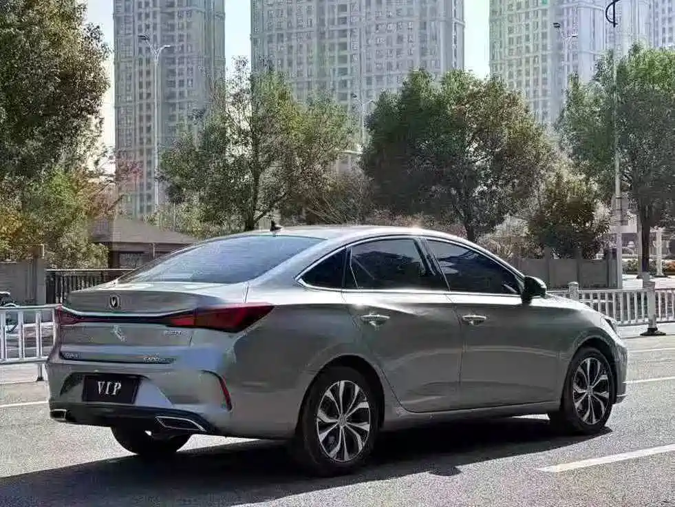Changan Eado — миниатюра 7