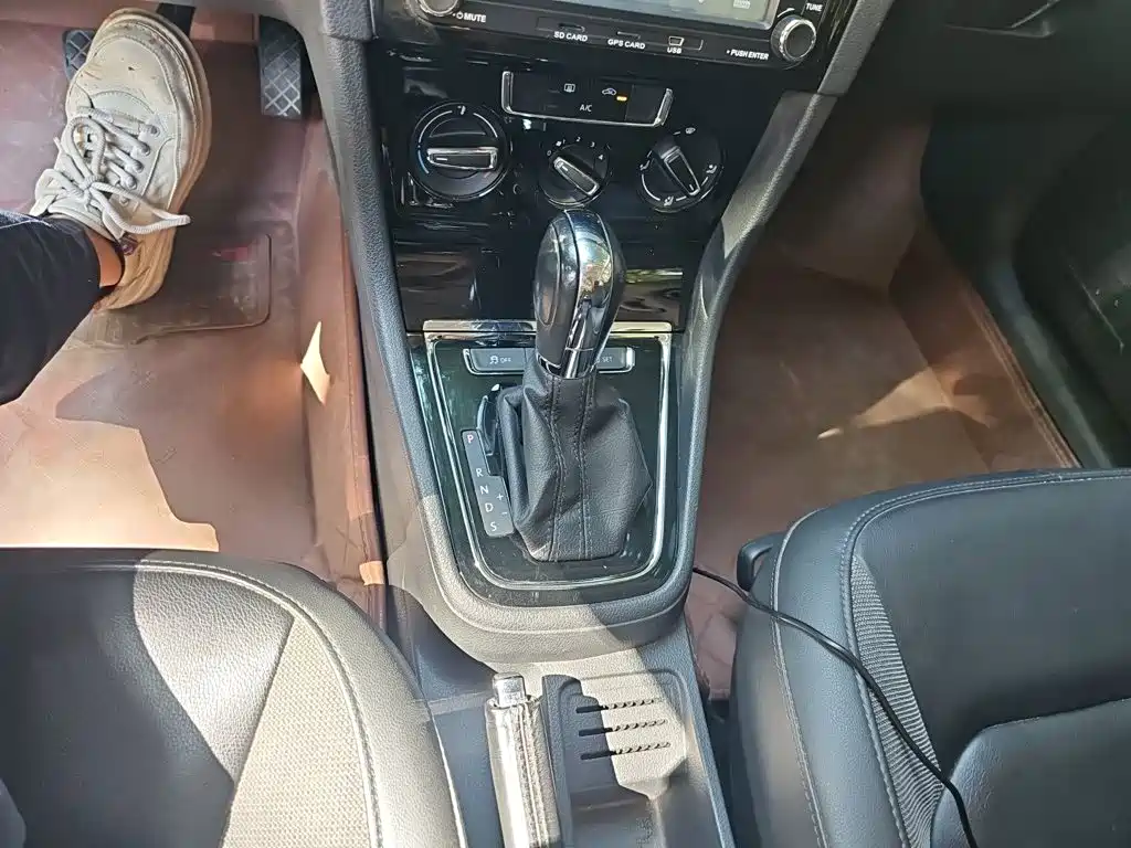 Volkswagen Bora — миниатюра 15