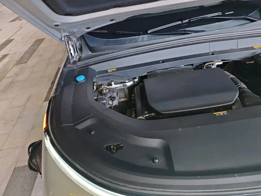 Li Auto Li L9 — миниатюра 20