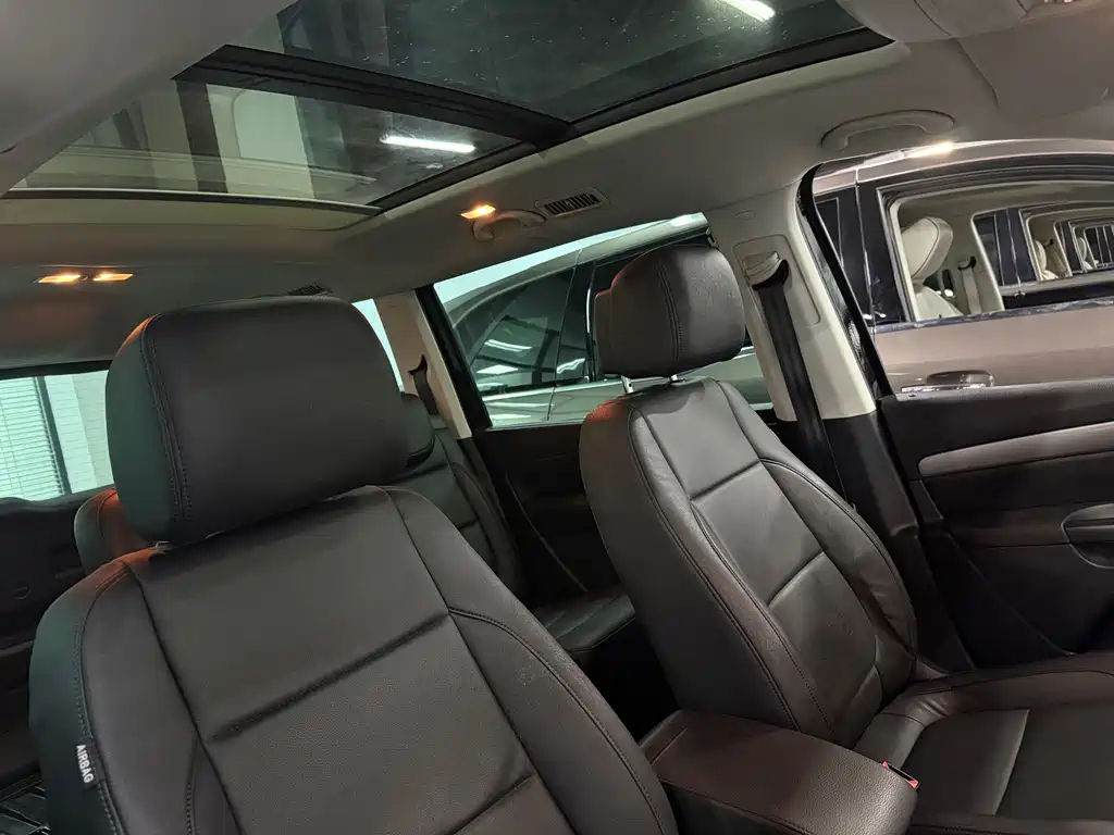 Volkswagen Sharan — миниатюра 18