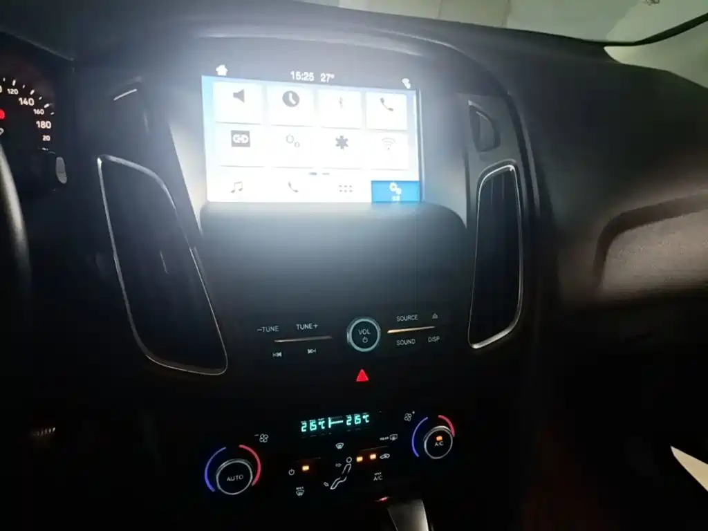 Ford Focus — миниатюра 13
