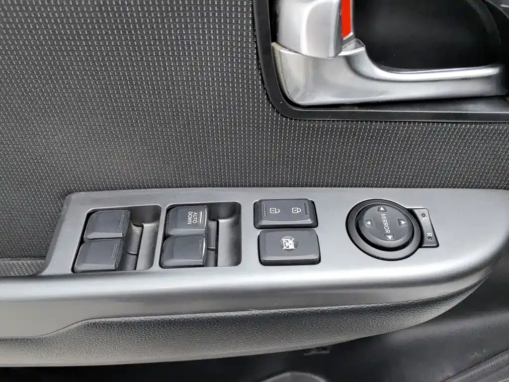 Kia K2 — миниатюра 9