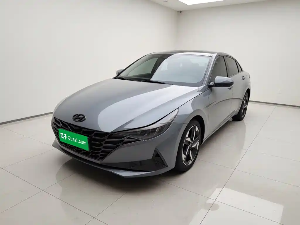 伊兰特 2022款 1.5L CVT LUX尊贵版 2023