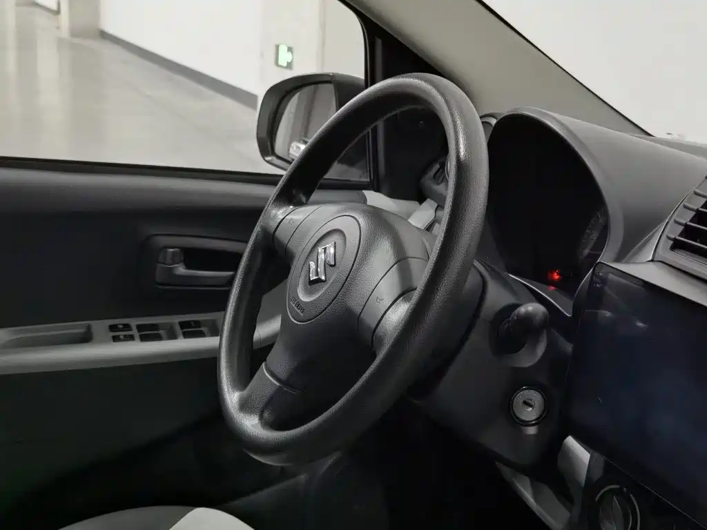 Suzuki Alto — миниатюра 22