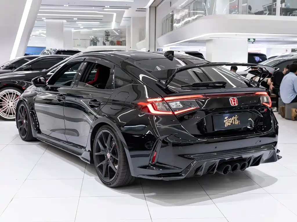 Honda Civic 2023 2.0T 420TURBO TYPE R
