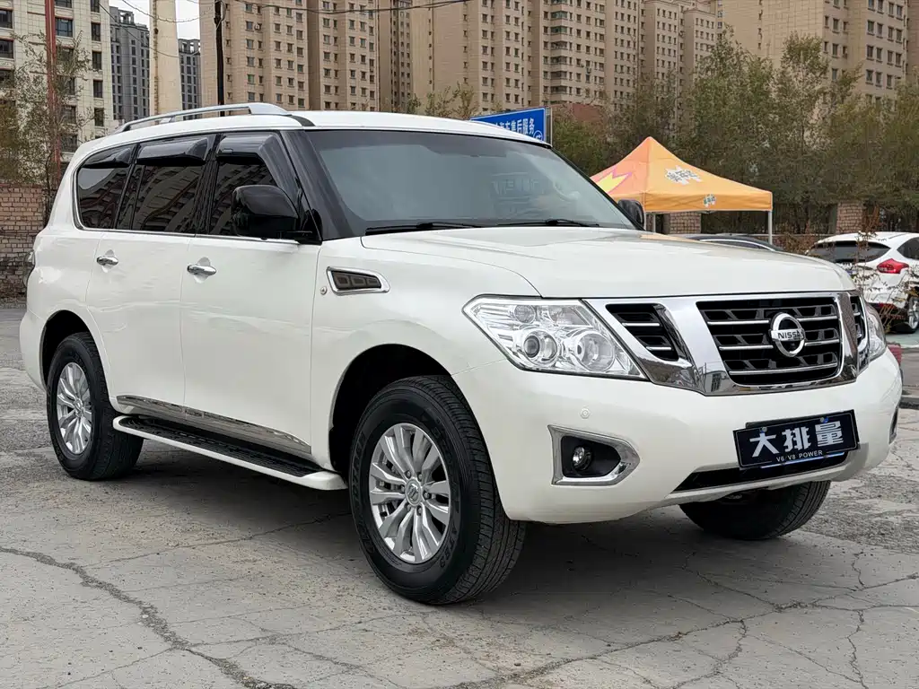 Nissan Patrol — миниатюра 3