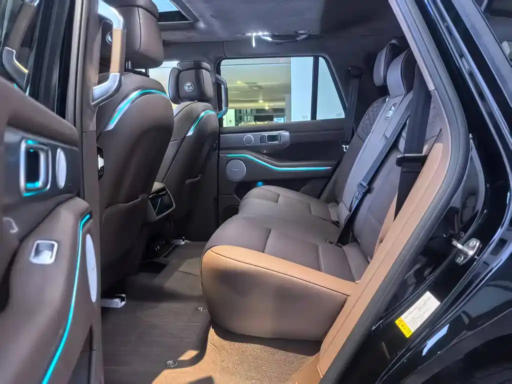 TANK TANK 700 NEW ENERGY