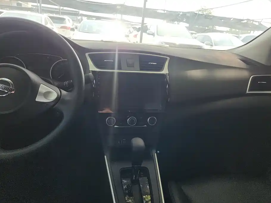 Nissan Sylphy — миниатюра 13