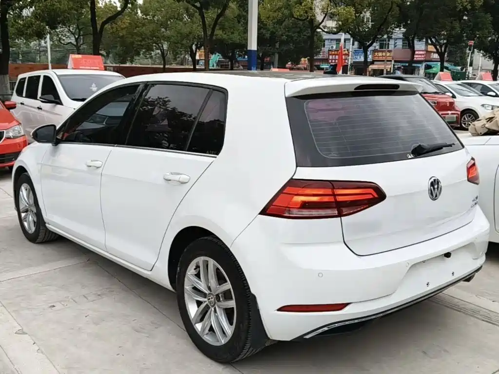 Volkswagen Golf — миниатюра 5