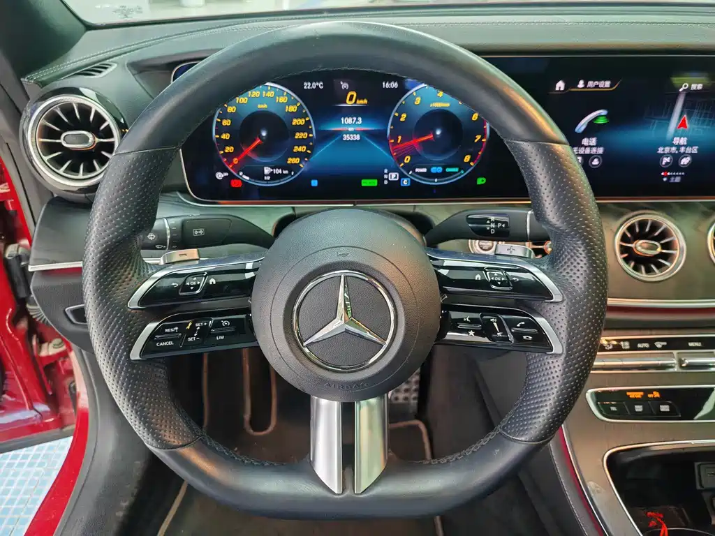 Mercedes-Benz E-Class (Import) — миниатюра 5