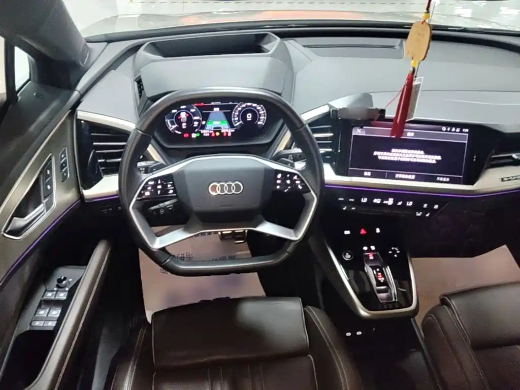 Audi Q5 e-tron — миниатюра 11
