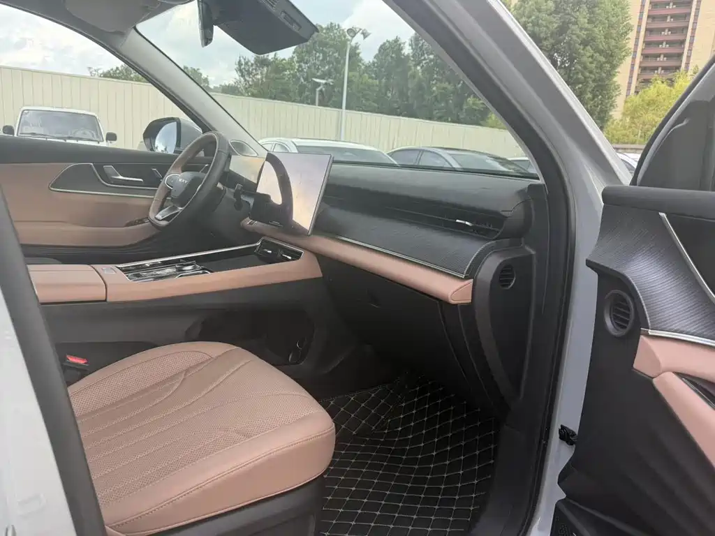 Chery Tiggo 8L — миниатюра 6