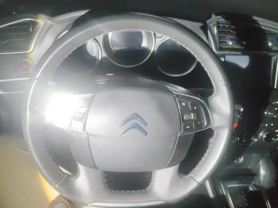 Citroen C4L — миниатюра 15
