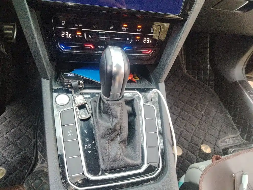 Volkswagen Magotan — миниатюра 10