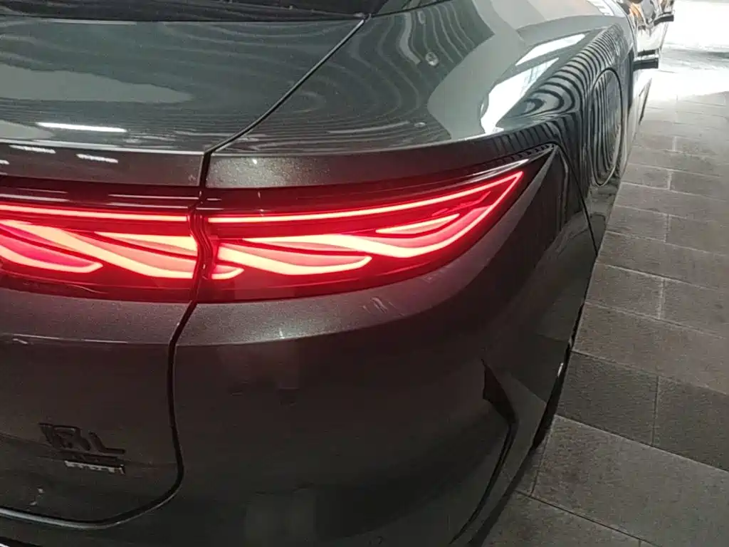 BYD Han L — миниатюра 8