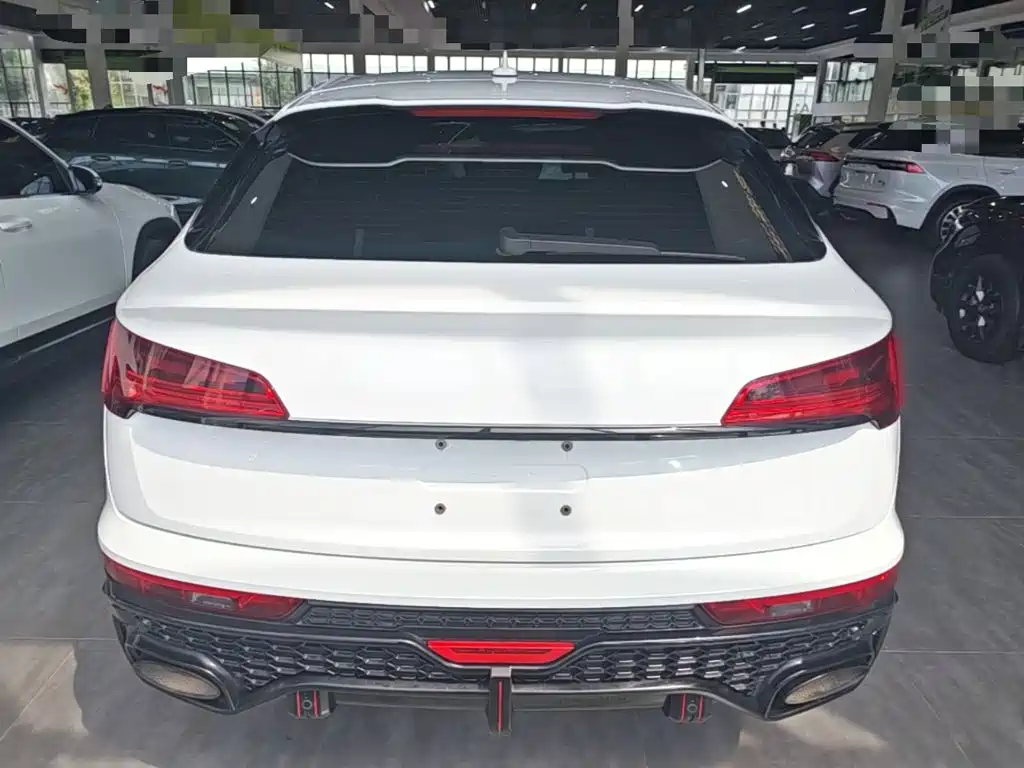 Audi Q5L Sportback — миниатюра 6