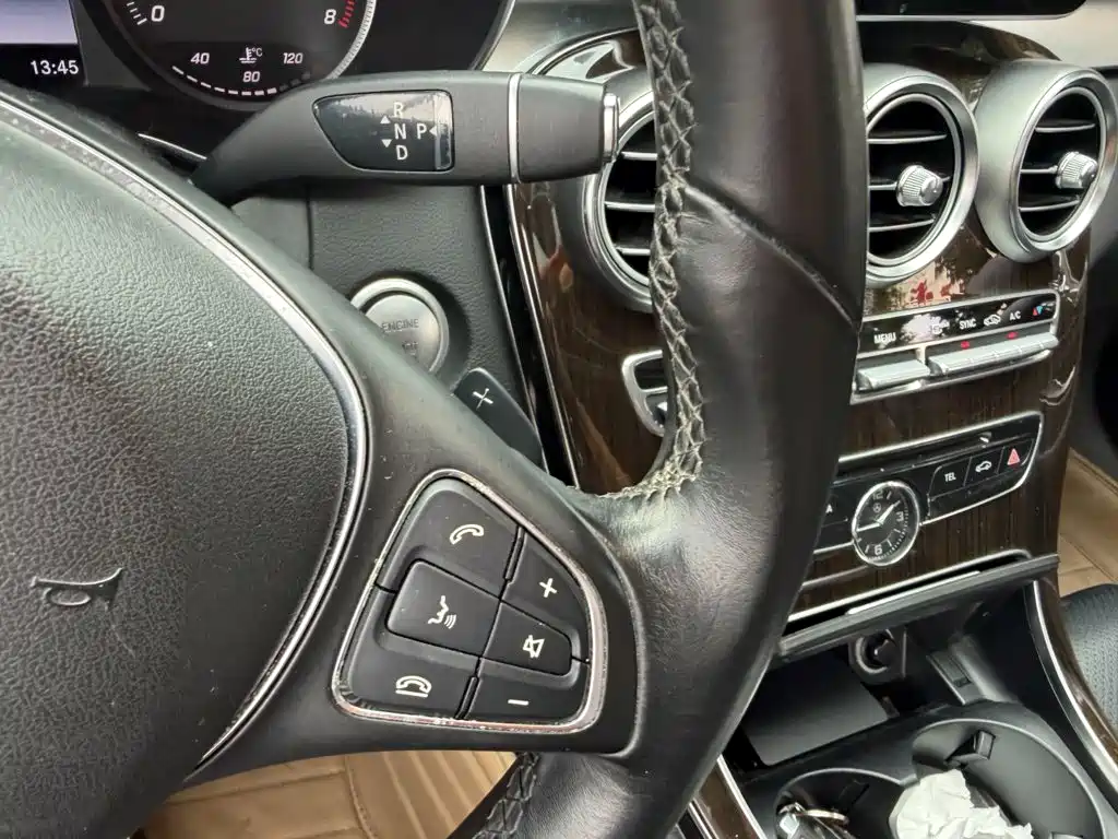 Mercedes-Benz C-Class — миниатюра 10