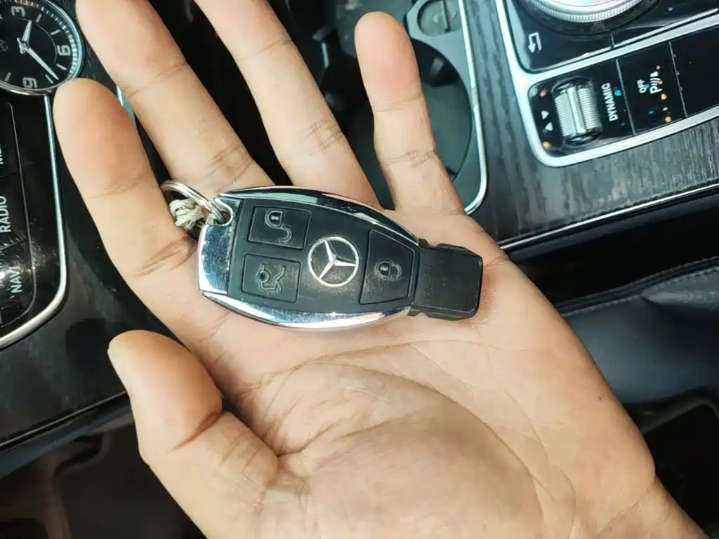 Mercedes-Benz C-Class — миниатюра 9